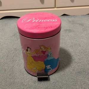 Disney Princess Trash Can with Foot Pedal